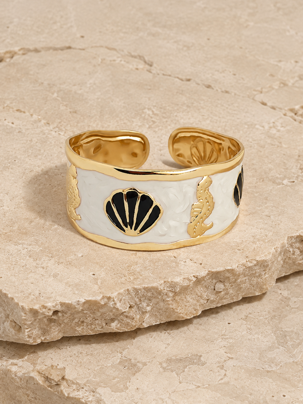 Marea Shell Bracelet