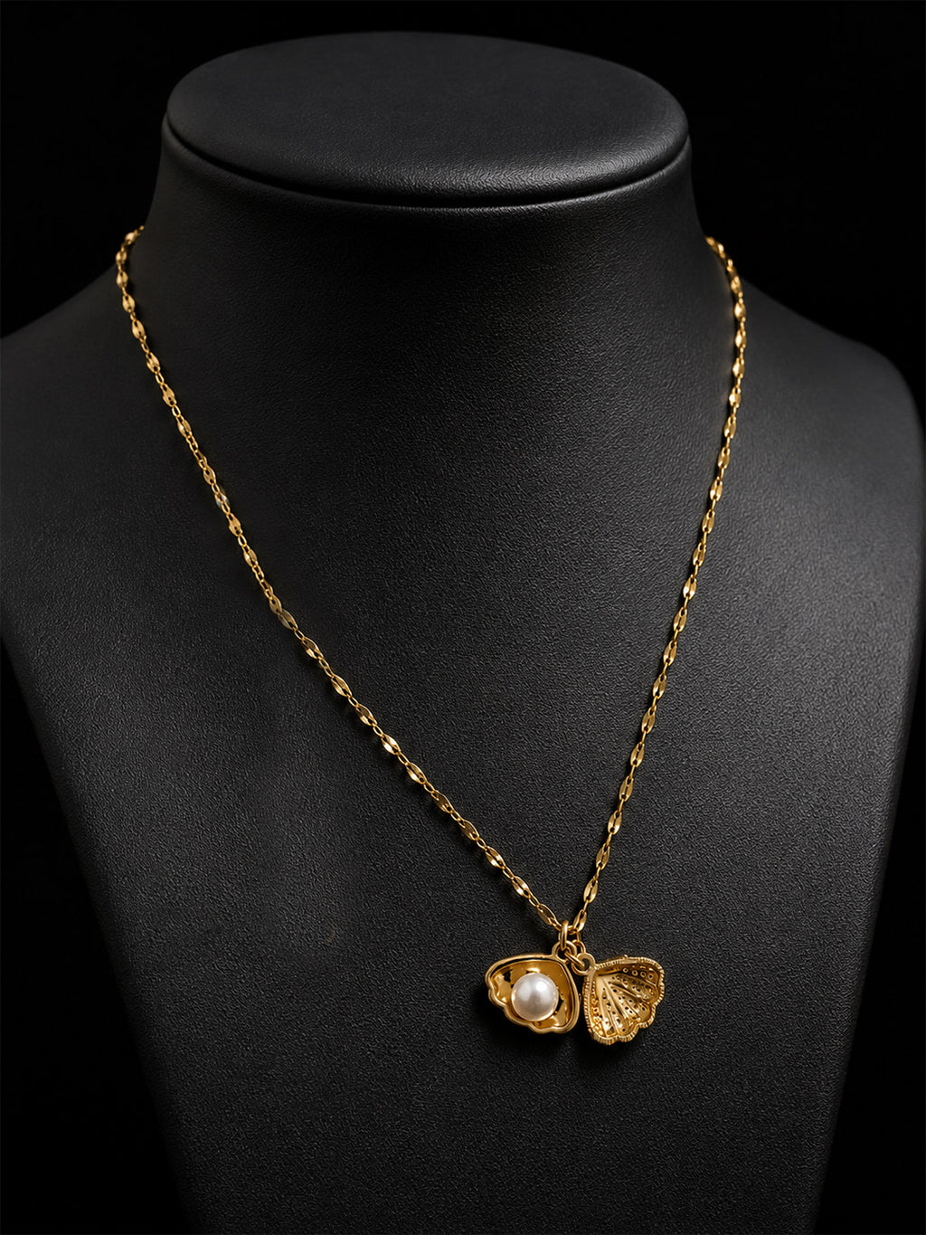 Scallop Luxe Necklace