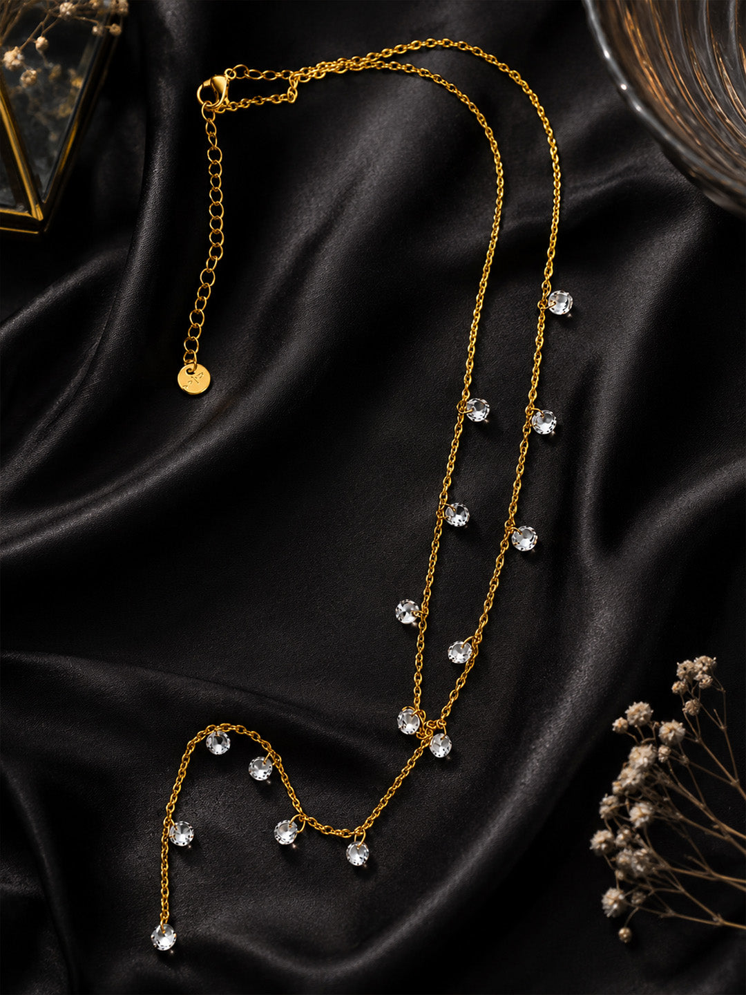 Veyra Lariat Necklace