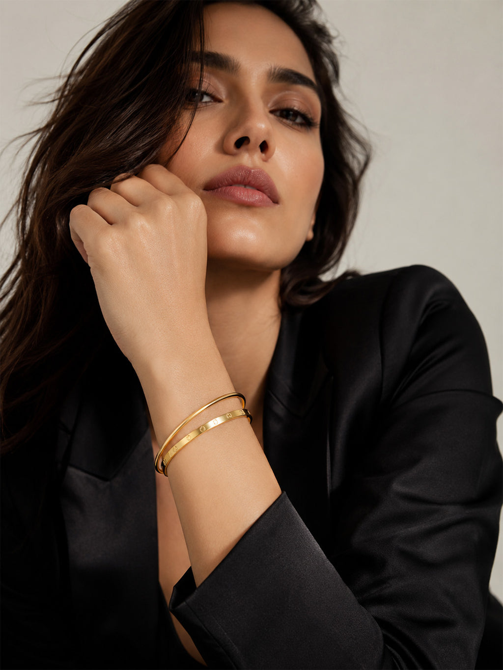 Slim Polished Gold Bangle