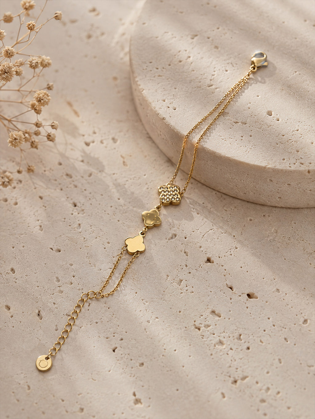 Noir Clover Bracelet