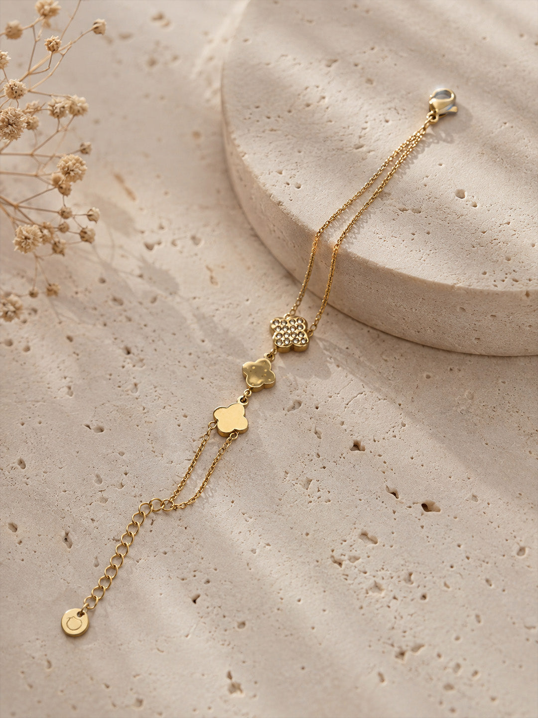 Noir Clover Bracelet