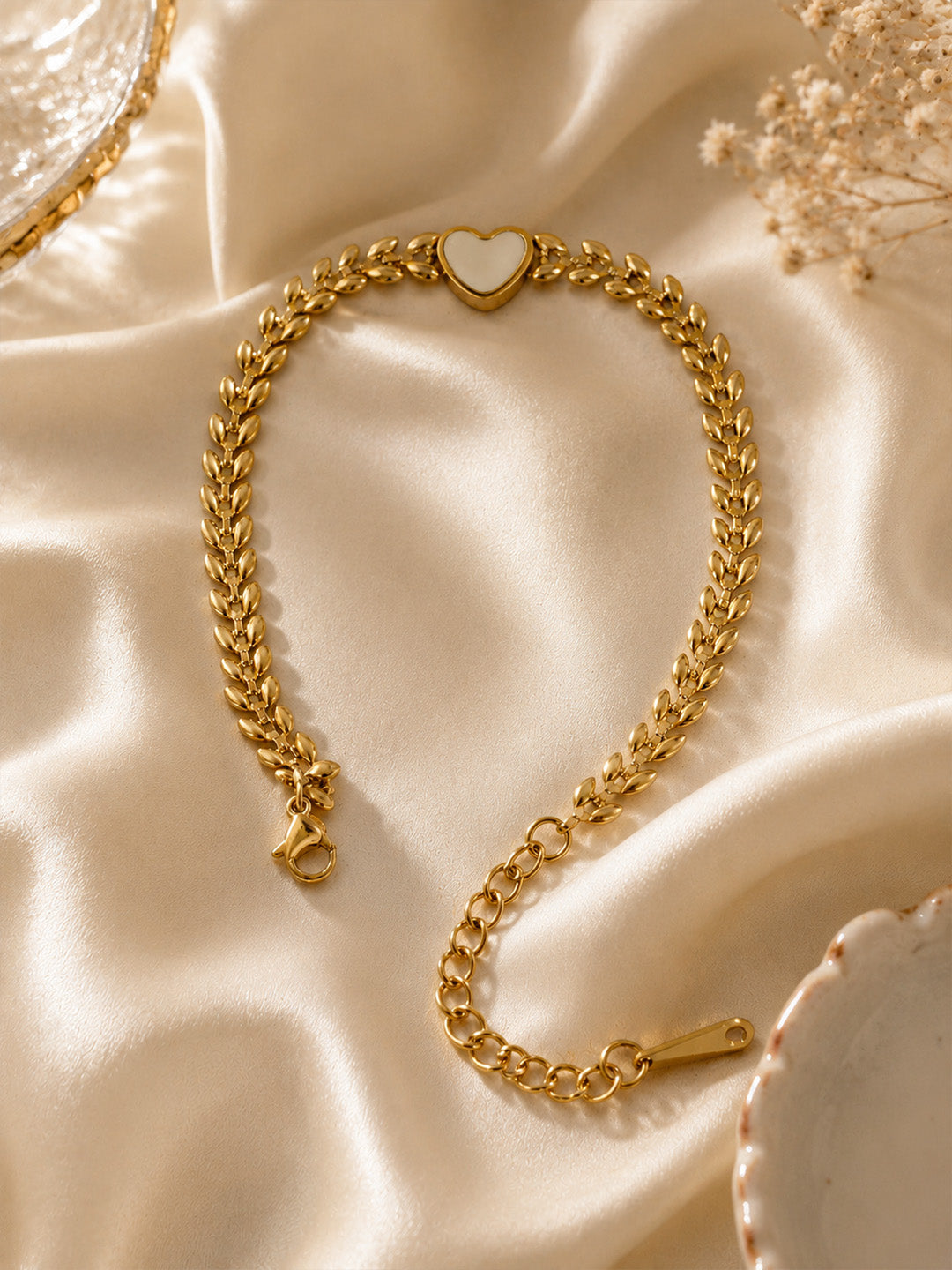 Veyra Twist Bracelet
