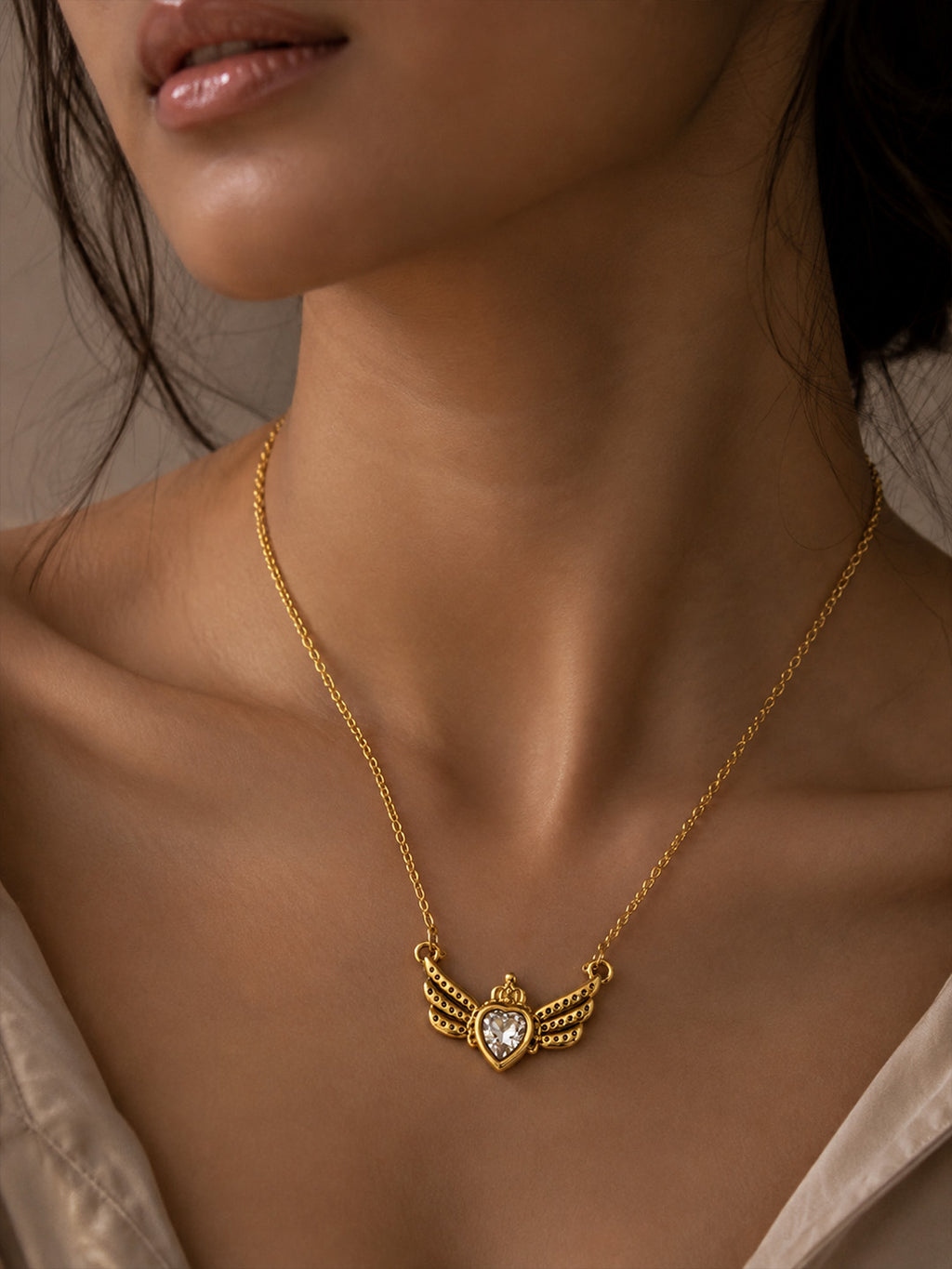 Aurelle Wings Necklace - Gold