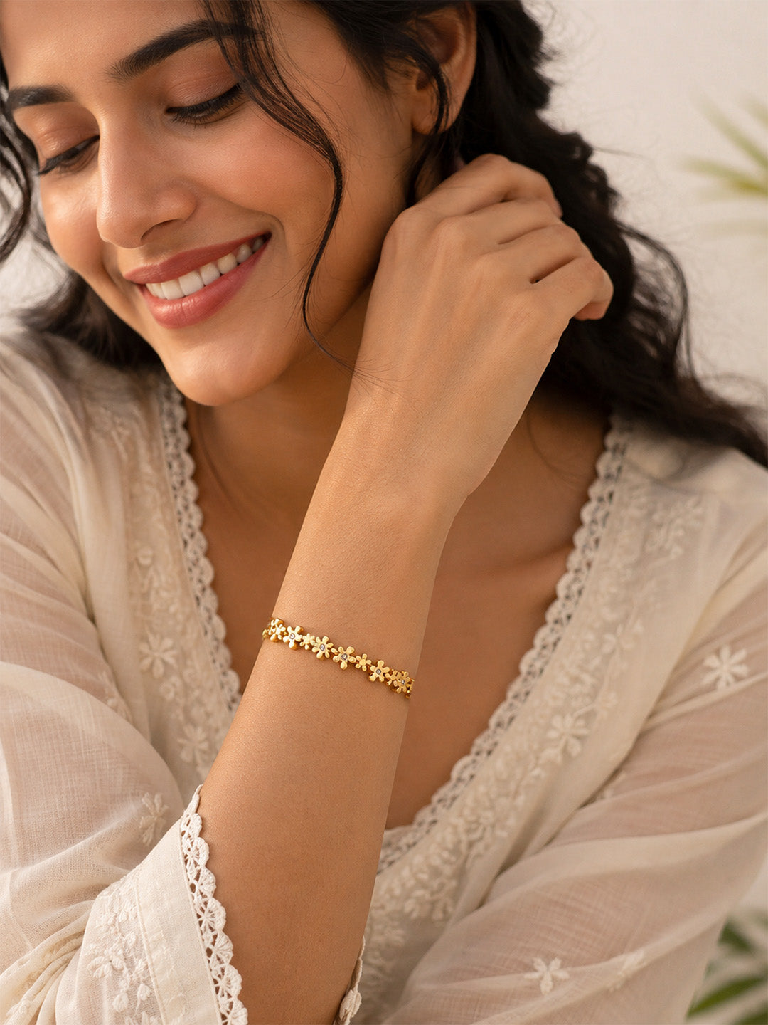 Daisy Bloom Bangle
