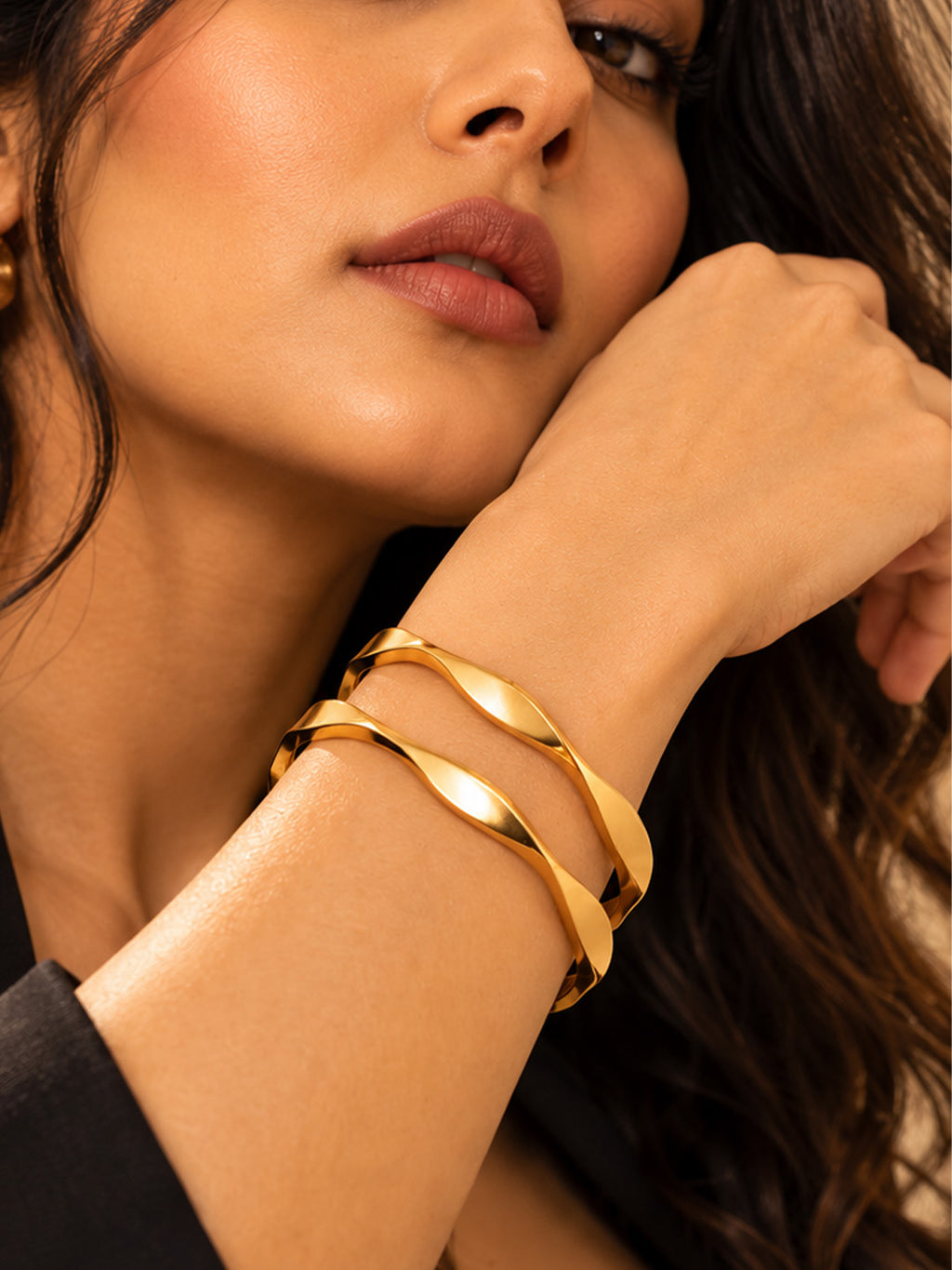 Golden Wave Bangle Set of 2