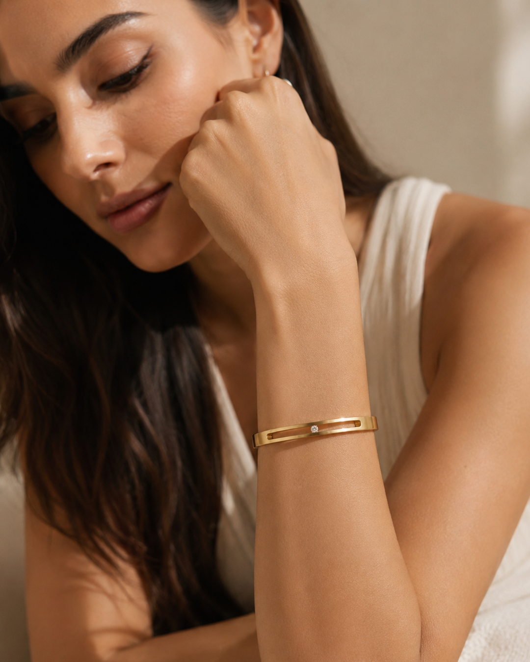 Solitaire Horizon Bangle